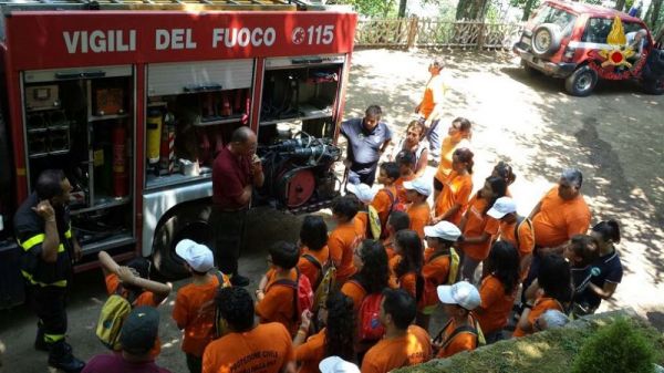 Vigili del fuoco di Catanzaro hanno collaborato al progetto di cultura della protezione civie