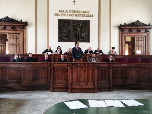 Comune di Reggio Calabria, sessione urgente del consiglio