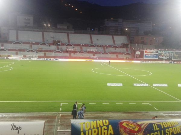 TRAPANI - REGGINA 3-0: Esordio amaro per gli amaranto, Il Trapani passeggia