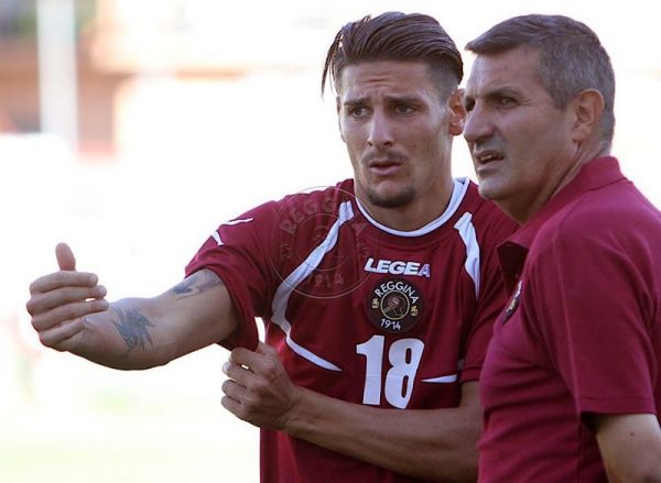 CATANIA - REGGINA 2-1, approccio senza mordente