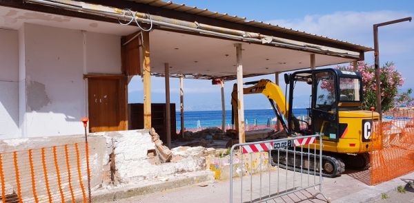 Comune di Reggio Calabria, demolizione manufatto