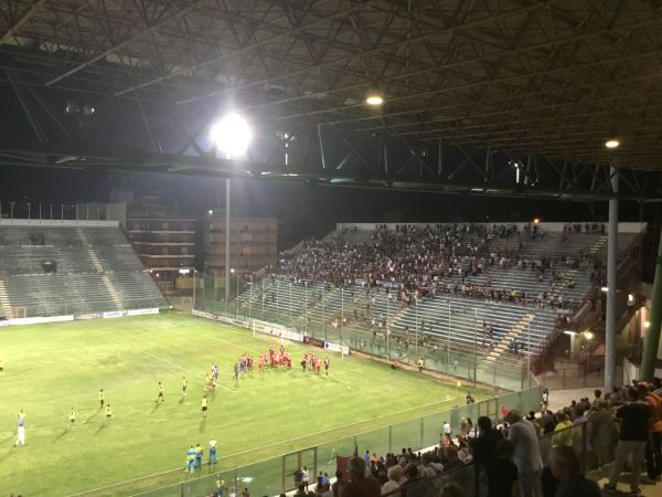 REGGINA - CATANZARO 2-1, aquile ancora abbattute