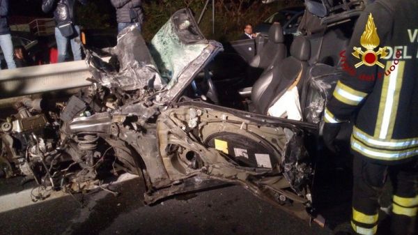Reggio Calabria, Vigili del Fuoco intervengono in incidente stradale