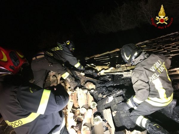Vigili del Fuoco Catanzaro, incendio casolare