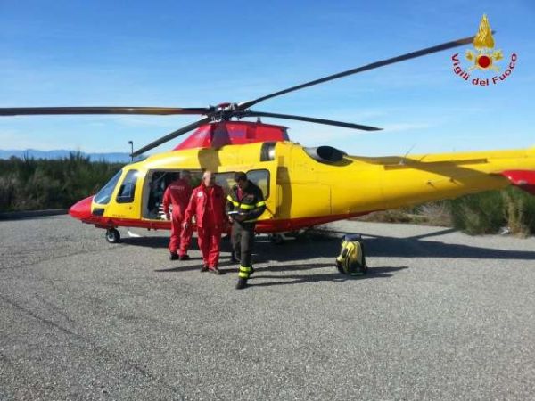 Vigili del Fuoco Catanzaro, recuperati corpi immigrati